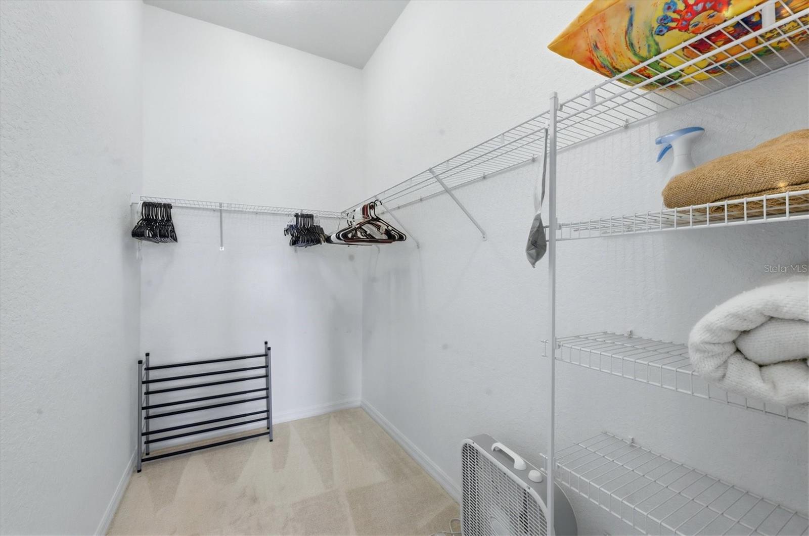 VENETIA PH 5 - Residential