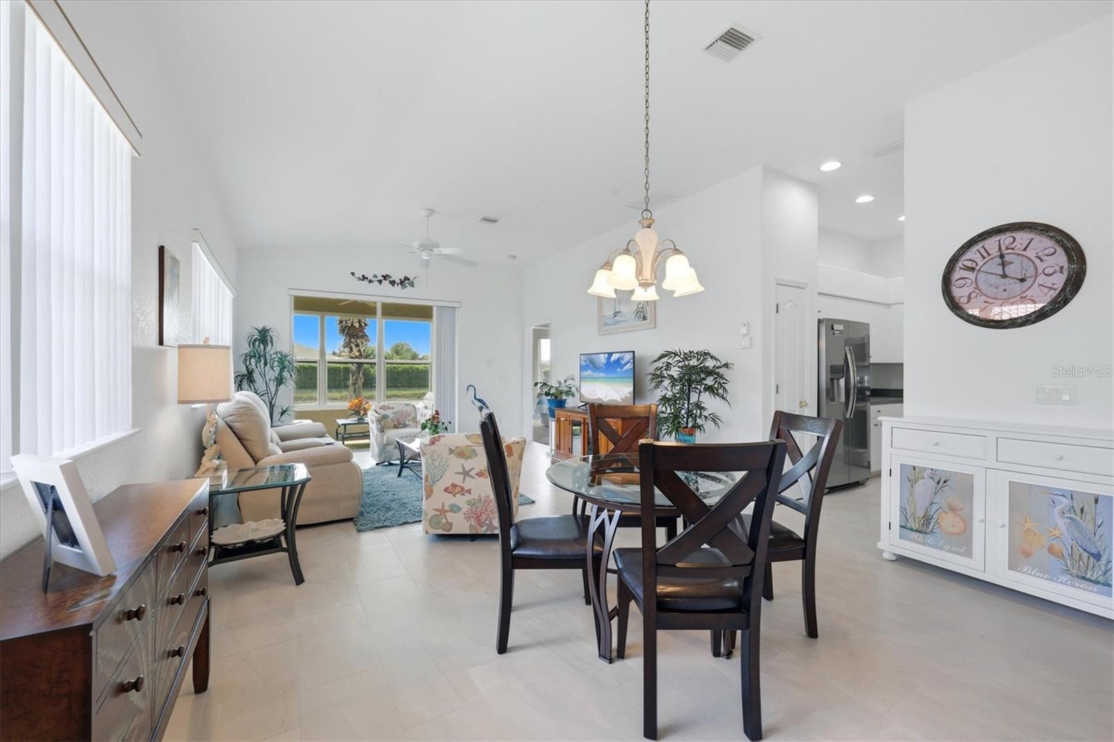 VENETIA PH 5 - Residential