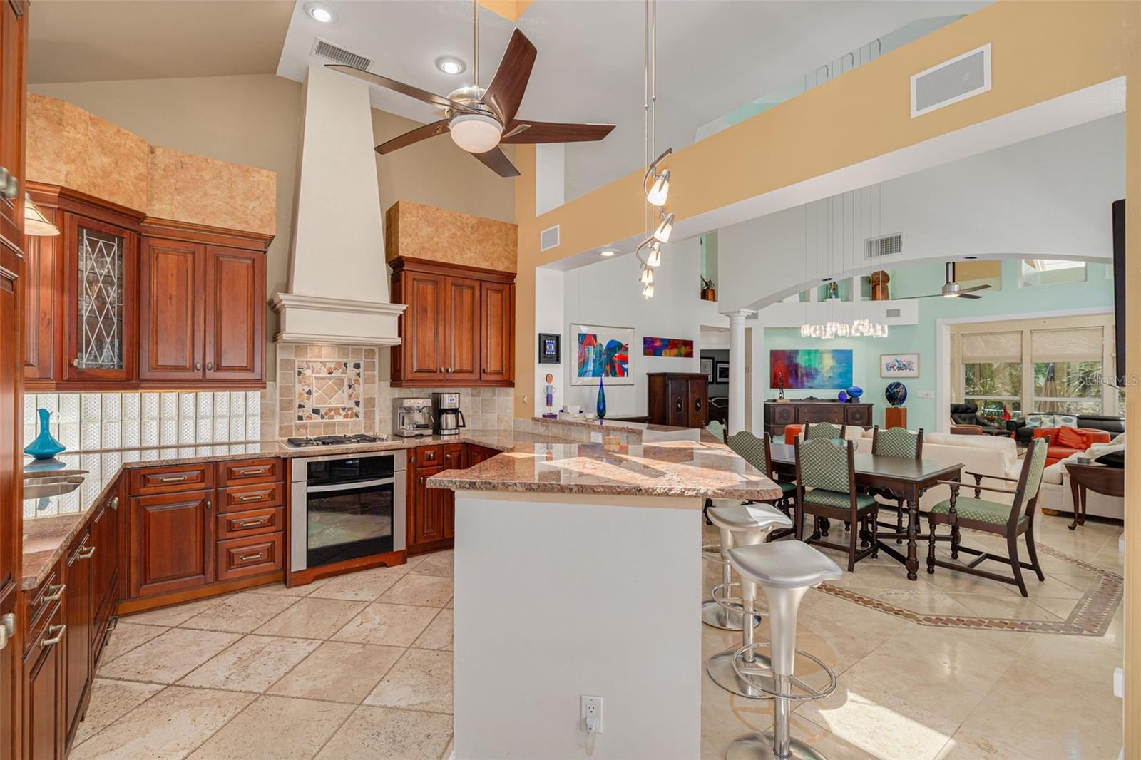 VILLA DE MARIA - Residential