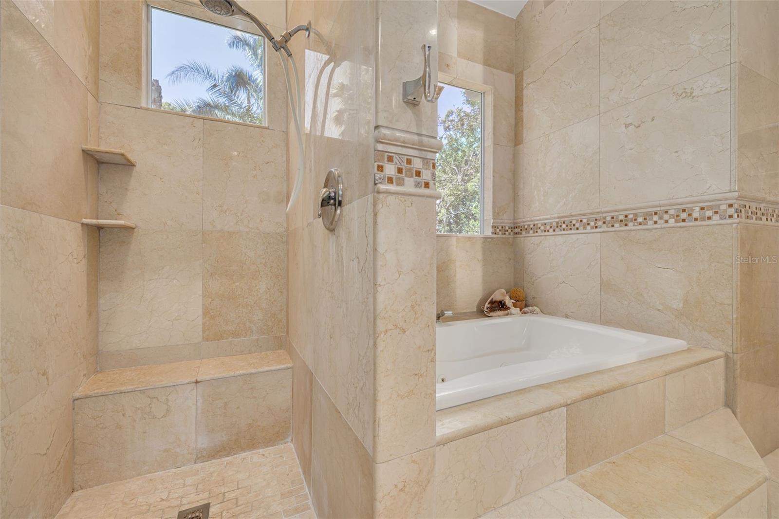 VILLA DE MARIA - Residential