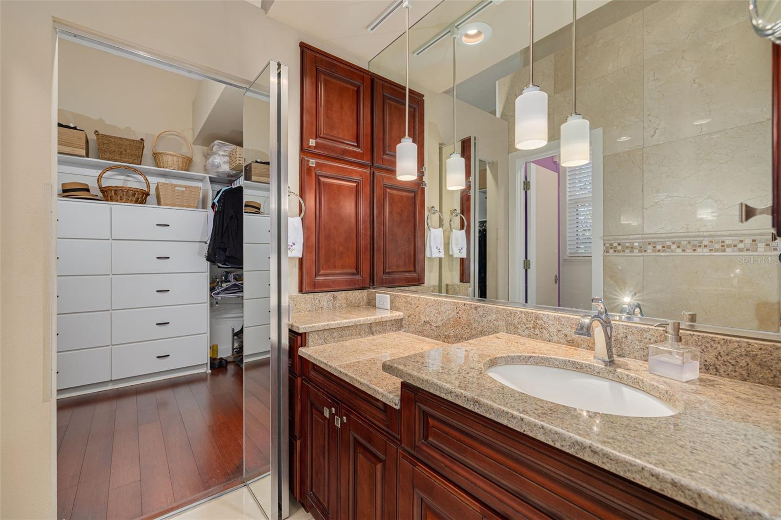 VILLA DE MARIA - Residential