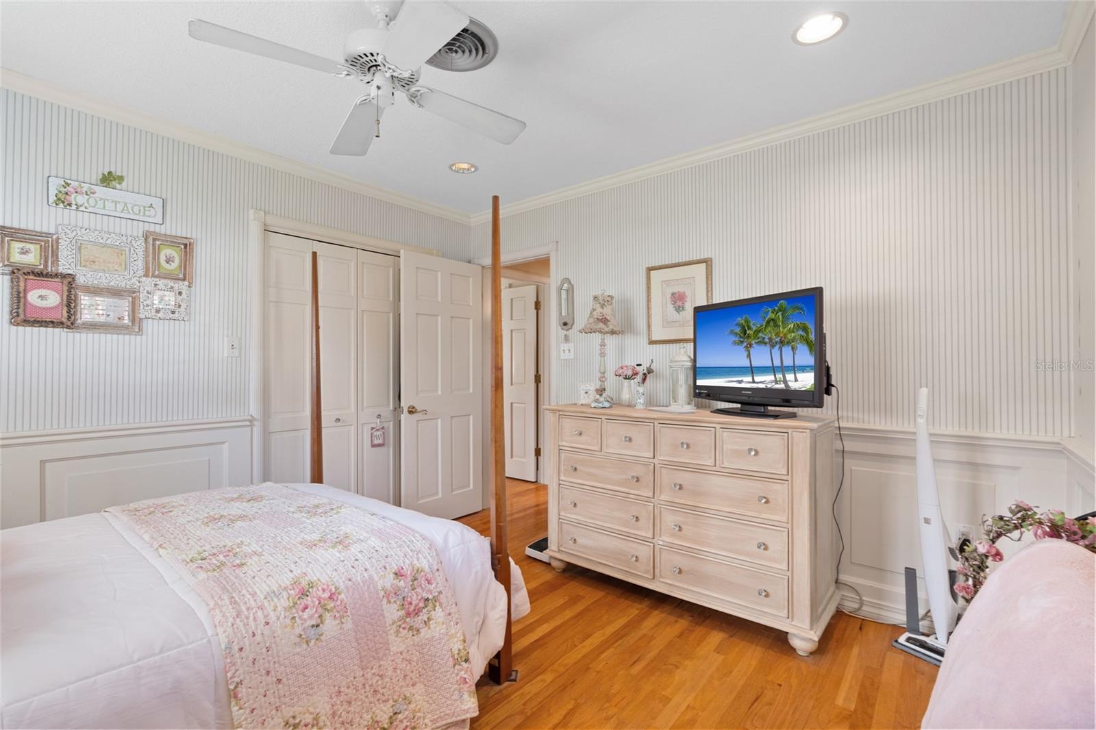 ROSE GARDEN UNIT 1 - Residential