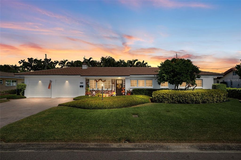 Photo of 6649 10th Avenue N, St Petersburg, FL 33710 (MLS # TB8441400)