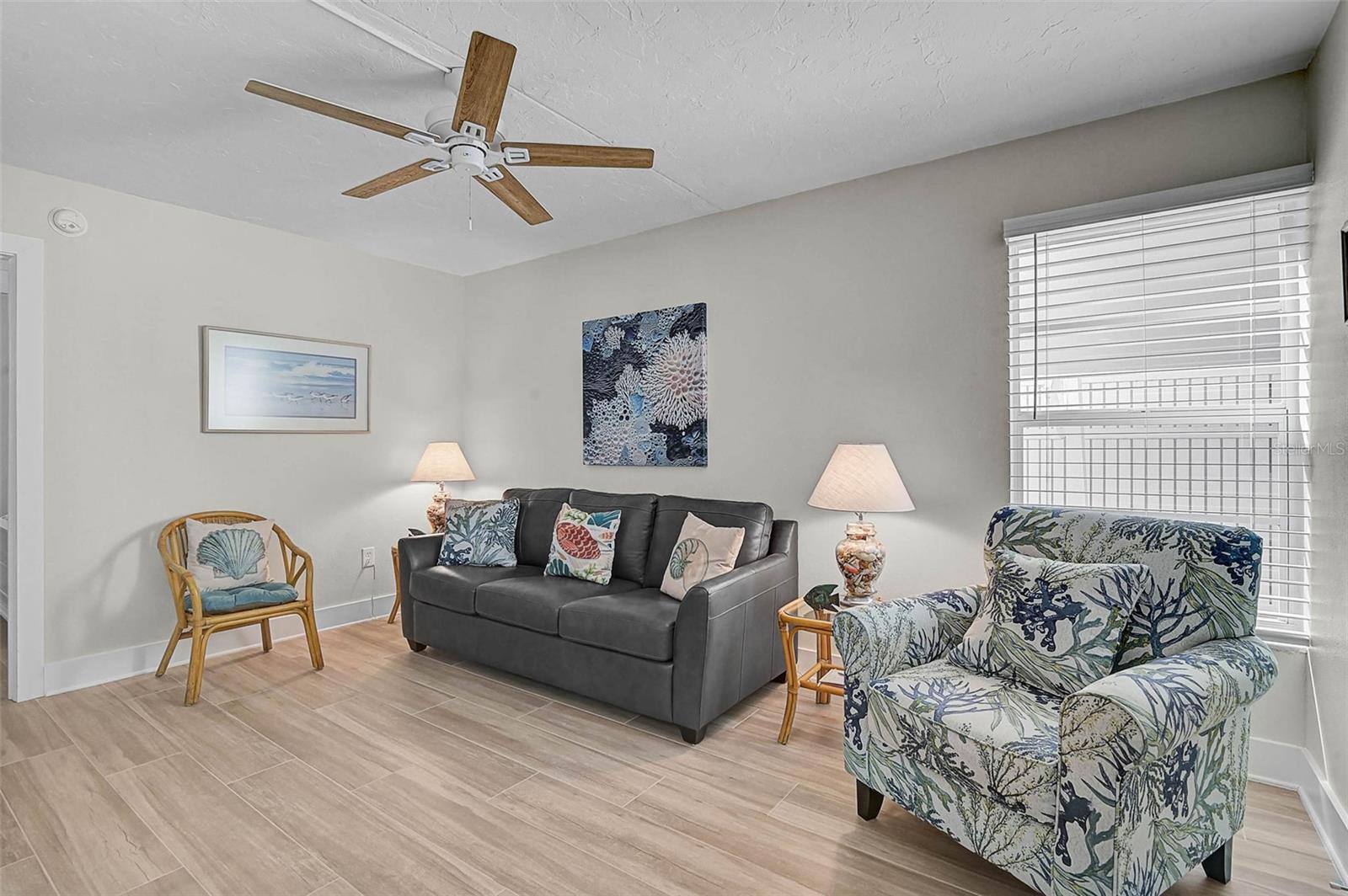 SIESTA BEACH HOUSE - Residential