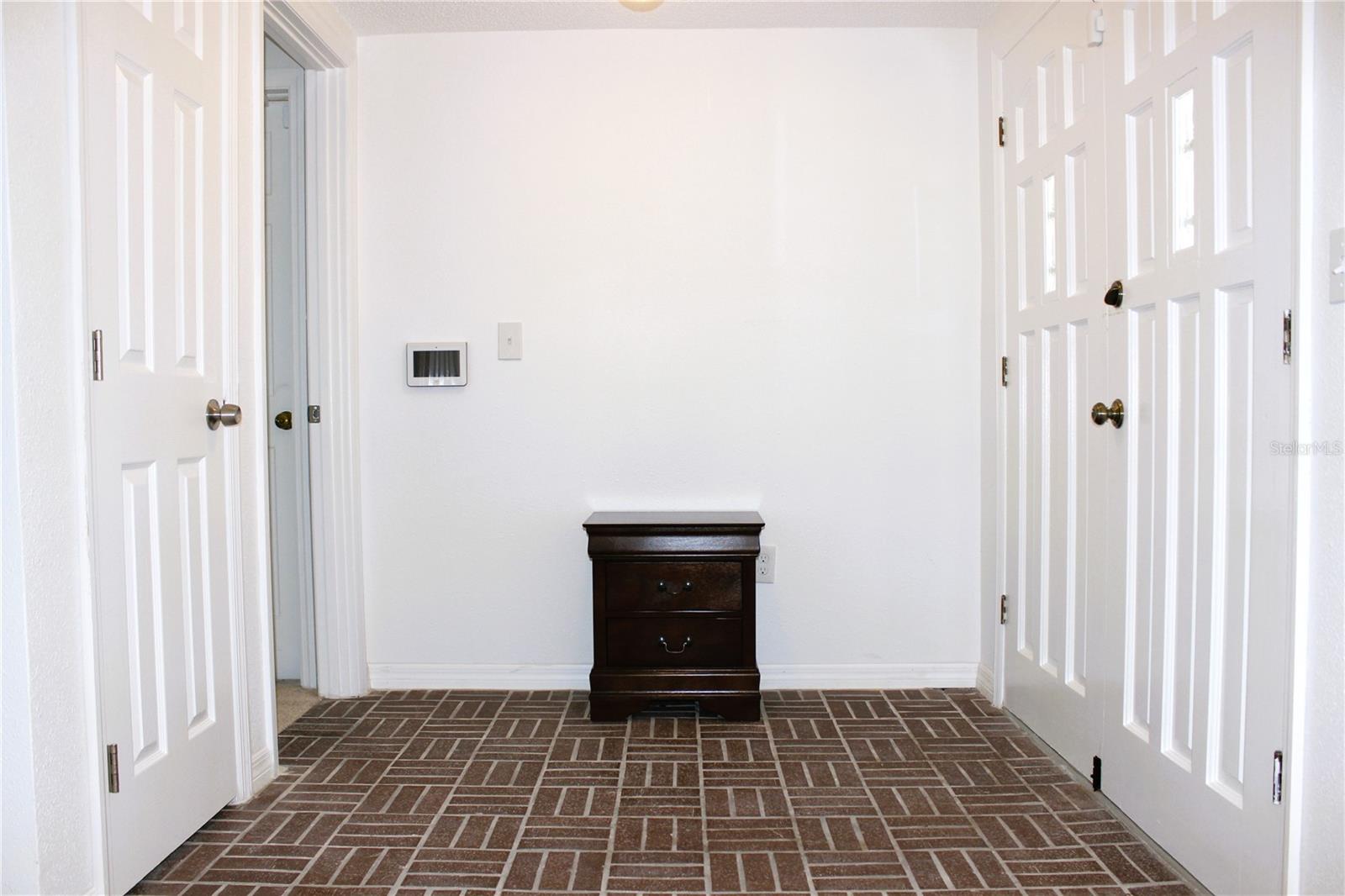 BEACON SQUARE - Residential