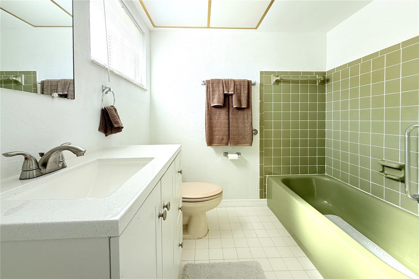 BEACON SQUARE - Residential