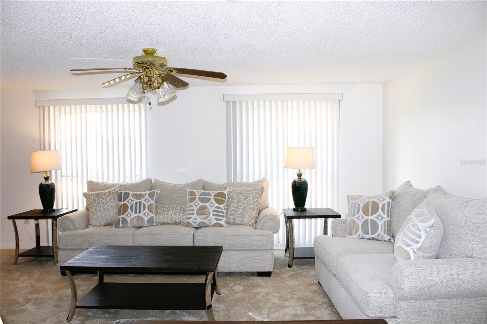 BEACON SQUARE - Residential