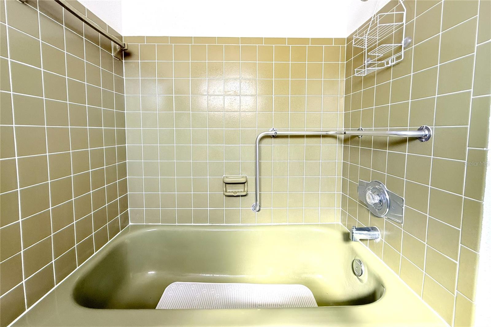 BEACON SQUARE - Residential