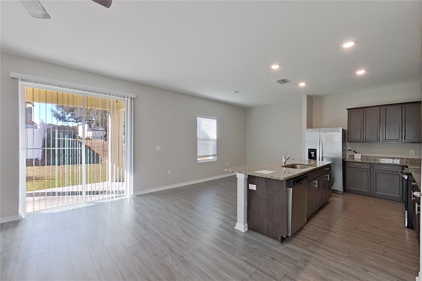 TRILBY XING PH 1 - Residential Lease