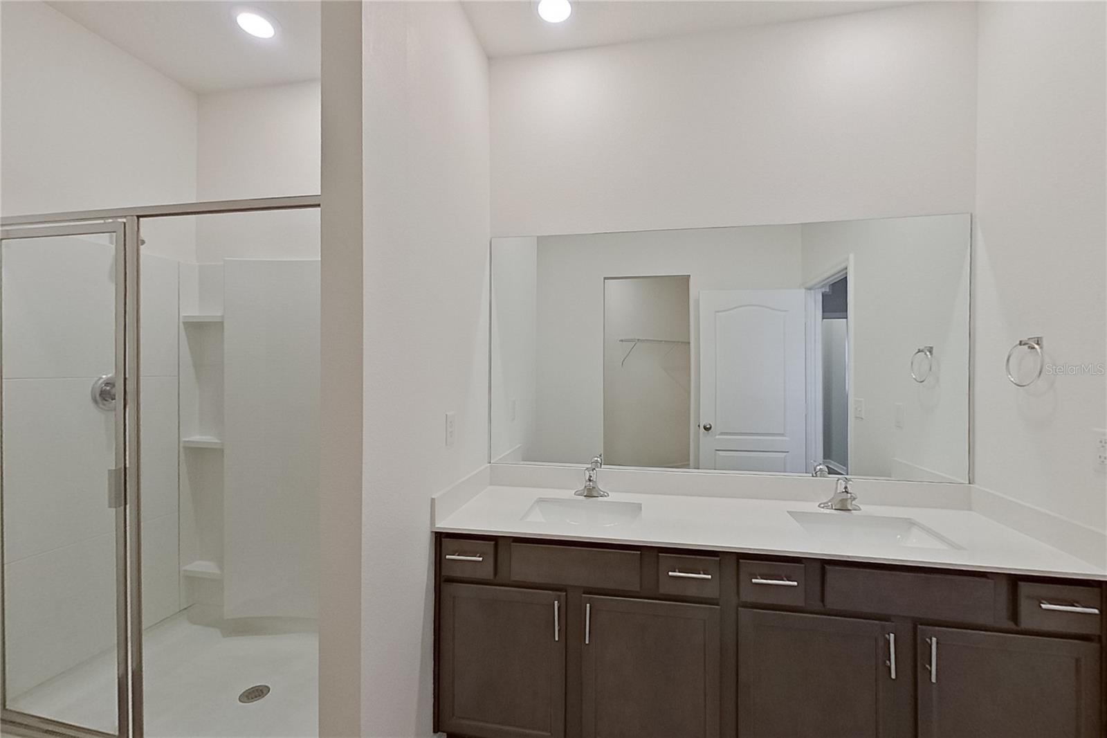 TRILBY XING PH 1 - Residential Lease