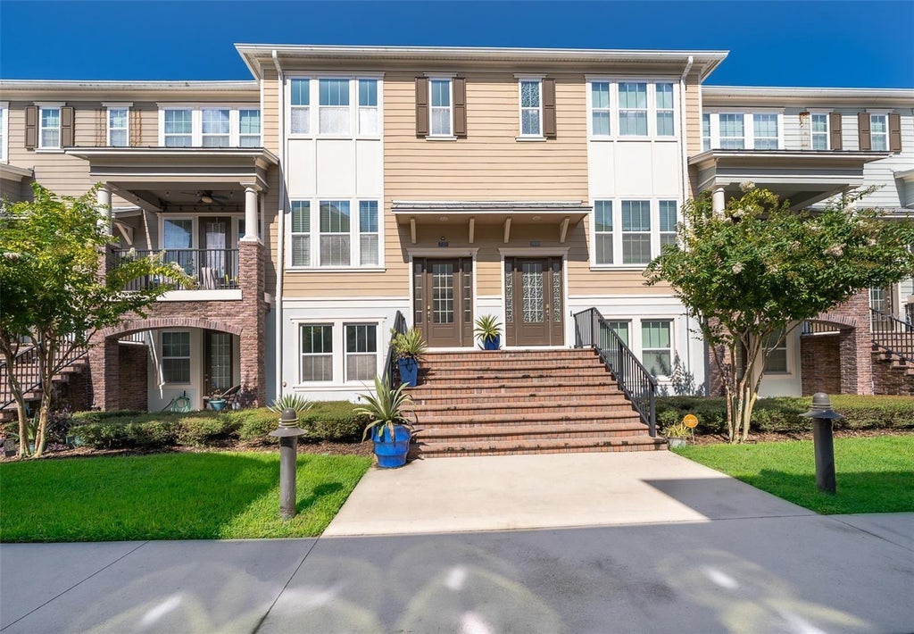 Photo of 727 Catalonia Cove, Oviedo, FL 32765 (MLS # O6439301)