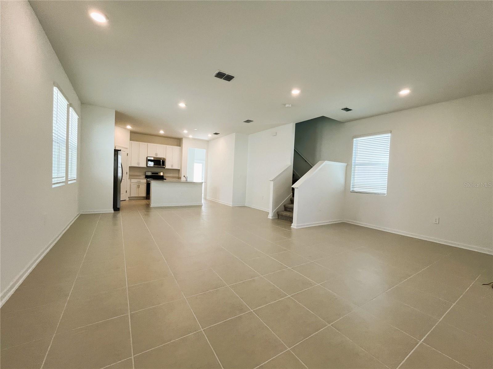 BRONSONS RDG REP - Residential Lease