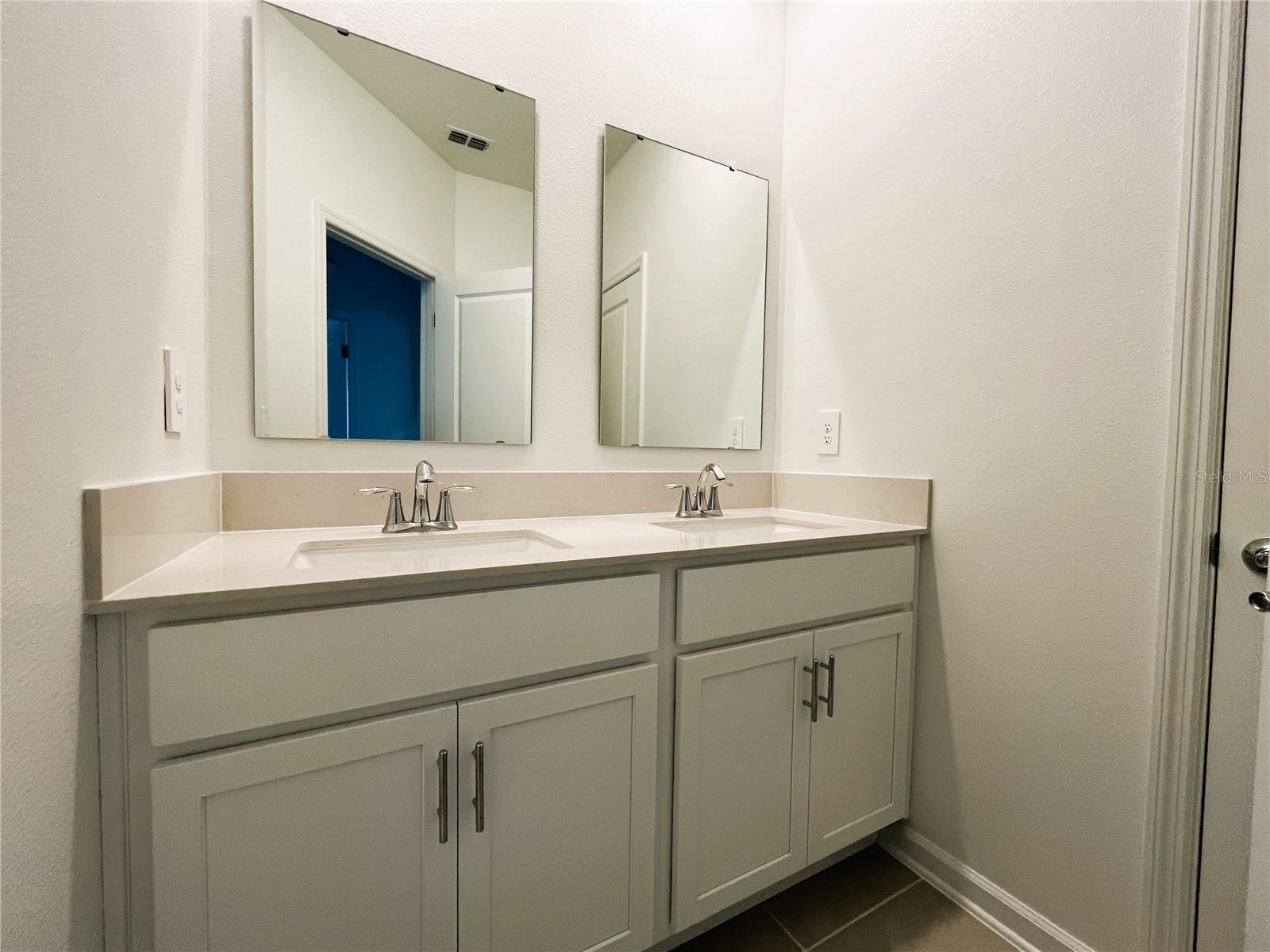 BRONSONS RDG REP - Residential Lease