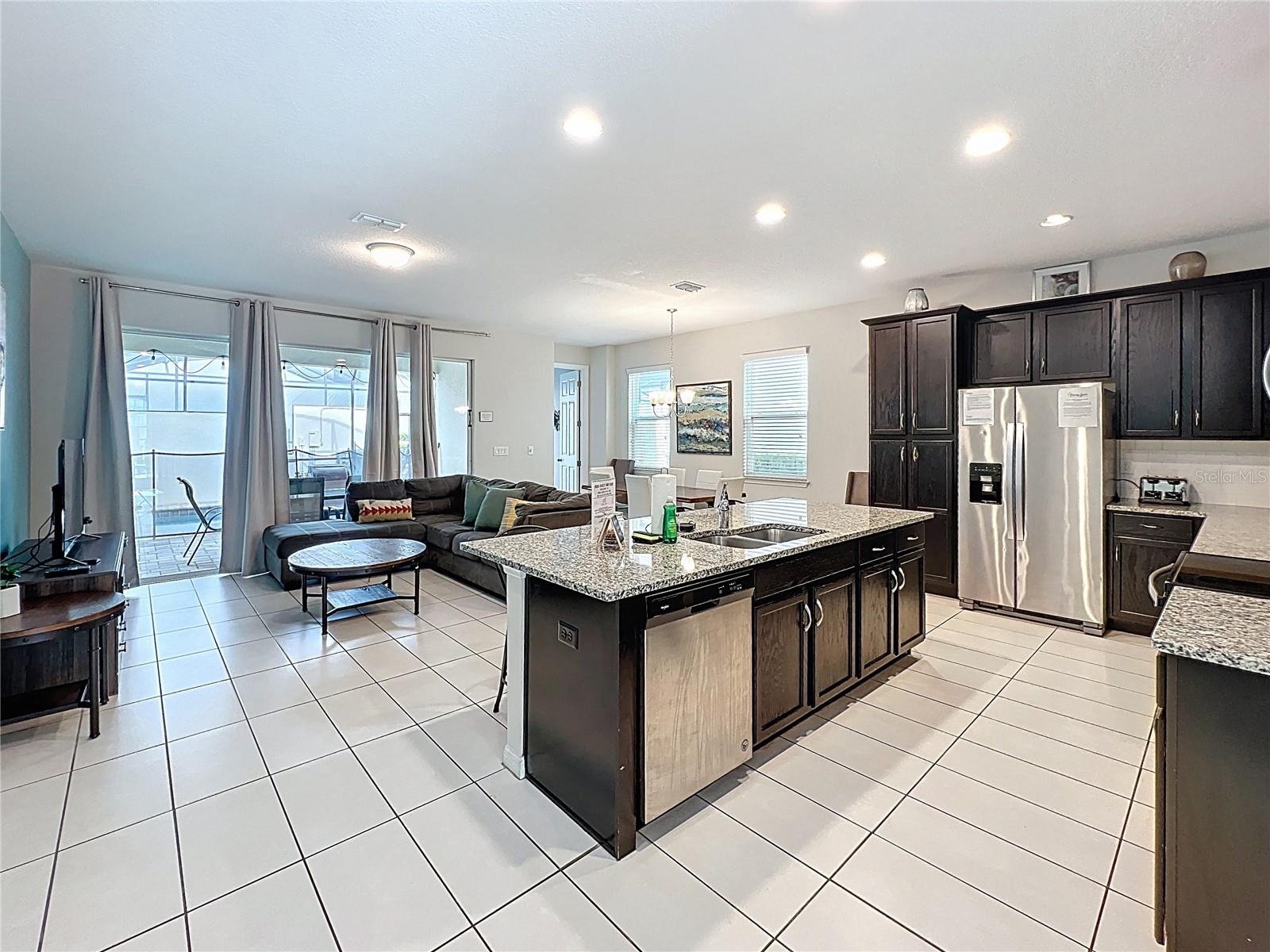 1546 CAREY PALM CIRCLE