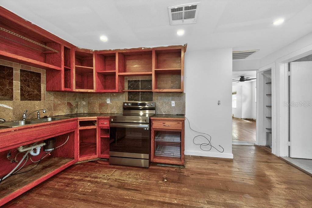 BREVARD TERRACE - Residential