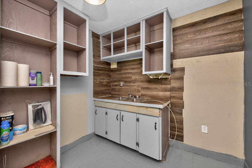 BREVARD TERRACE - Residential