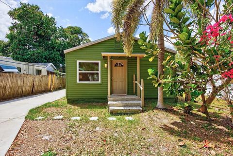 Photo of 5818 39th Street N, St Petersburg, FL 33714 (MLS # TB8494524)