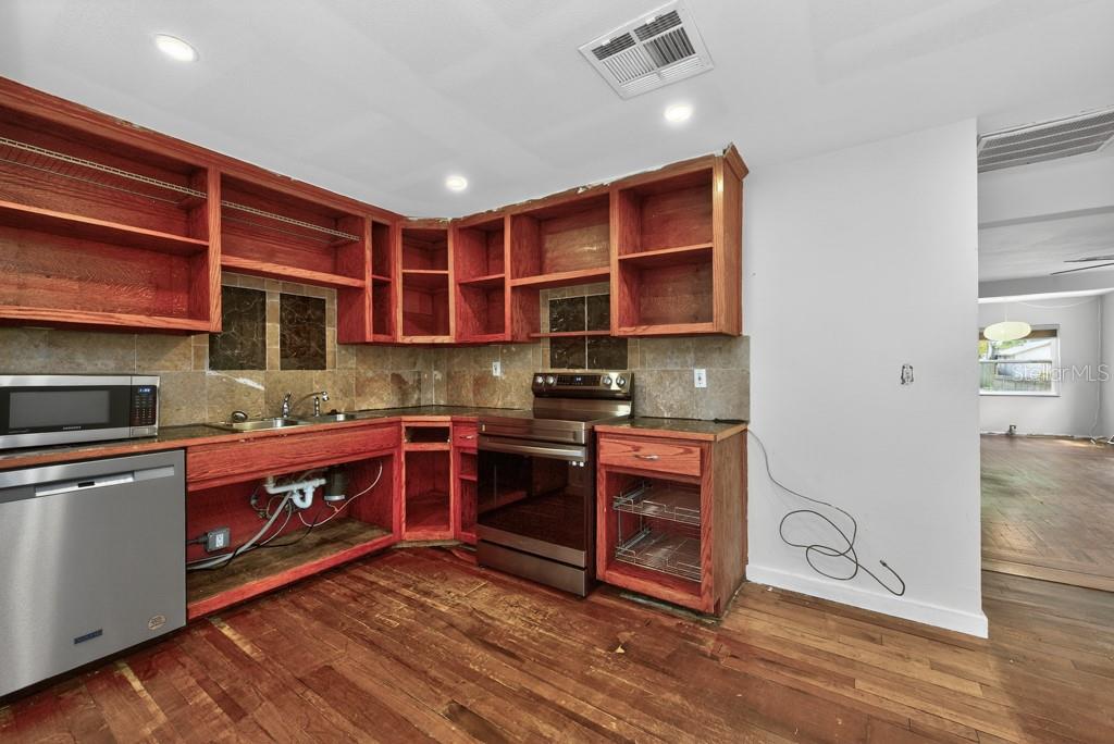 BREVARD TERRACE - Residential