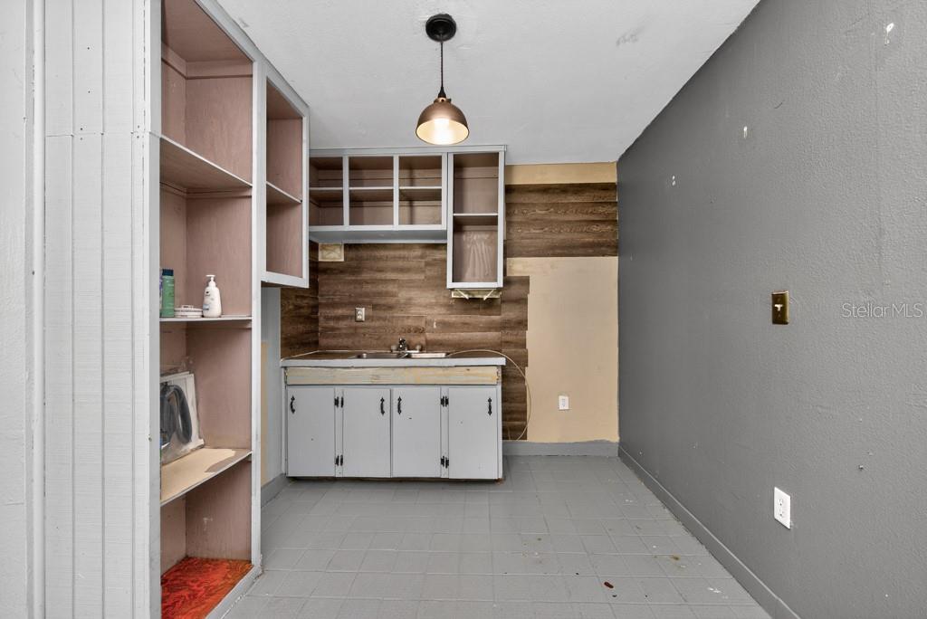 BREVARD TERRACE - Residential