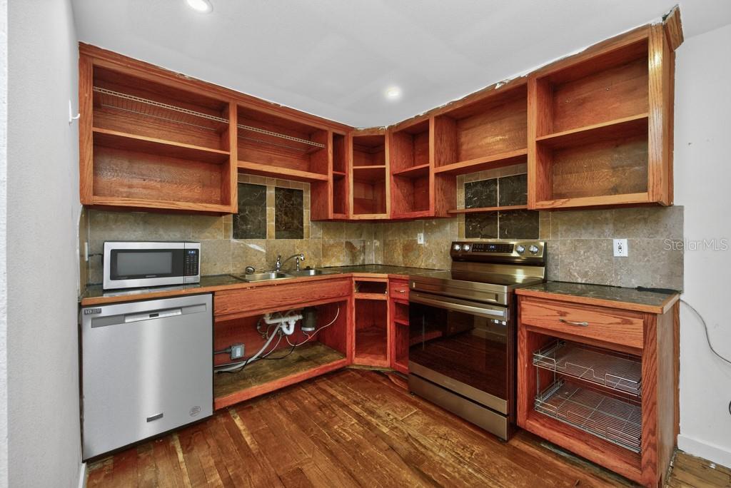 BREVARD TERRACE - Residential