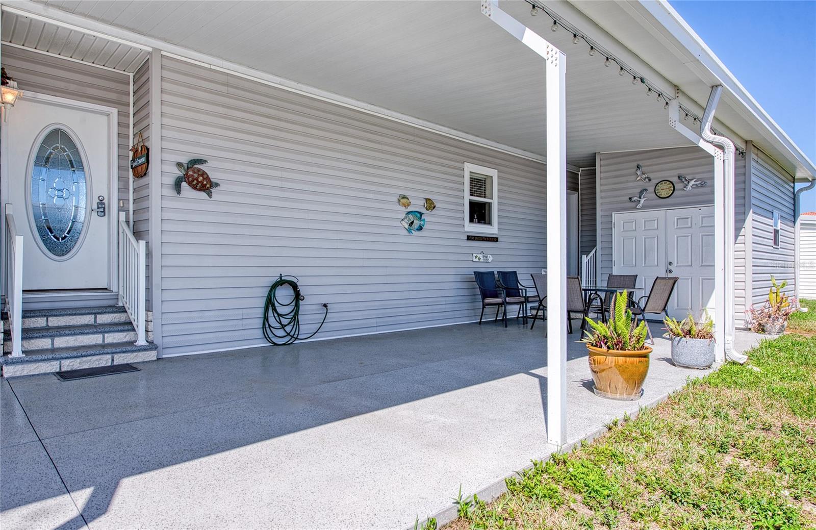 18675 US HIGHWAY 19 N 256