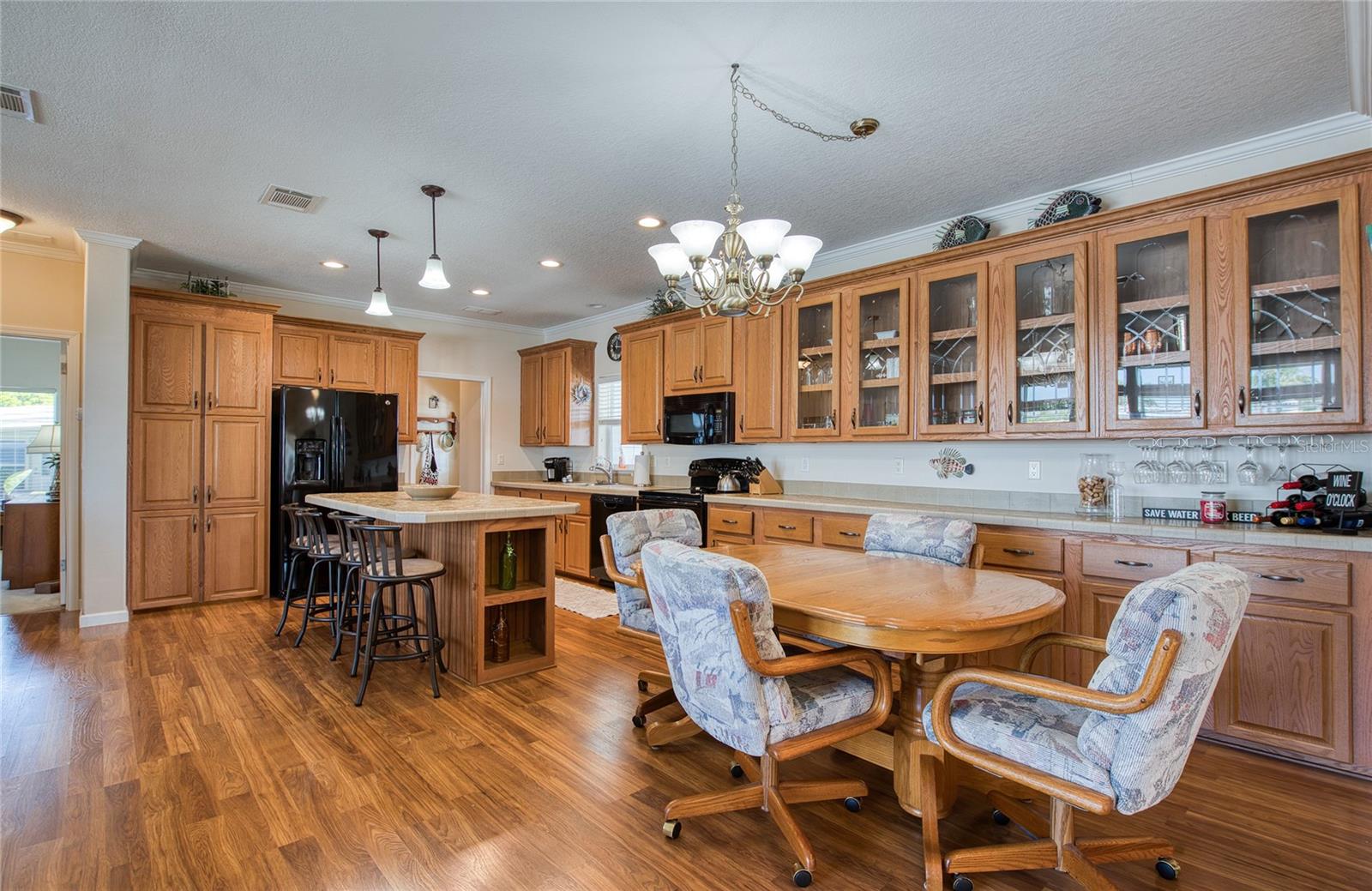 BAY ARISTOCRAT VILLAGE MOBILE HOME PARK UNREC - Residential