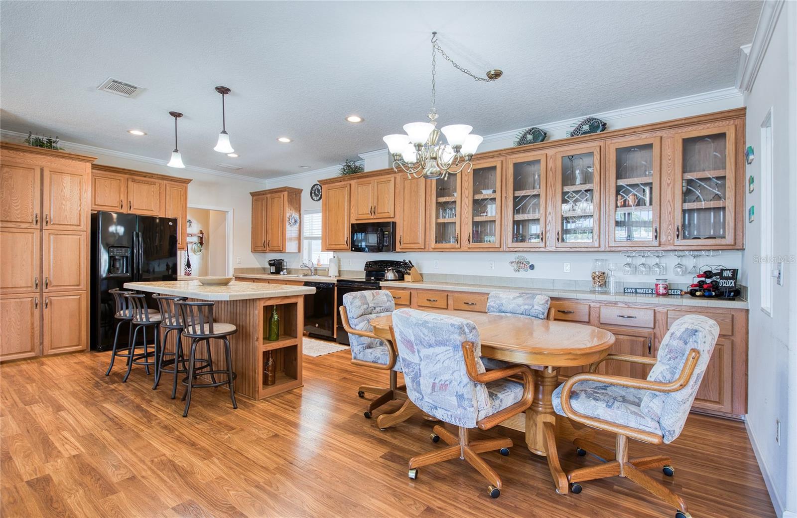 BAY ARISTOCRAT VILLAGE MOBILE HOME PARK UNREC - Residential