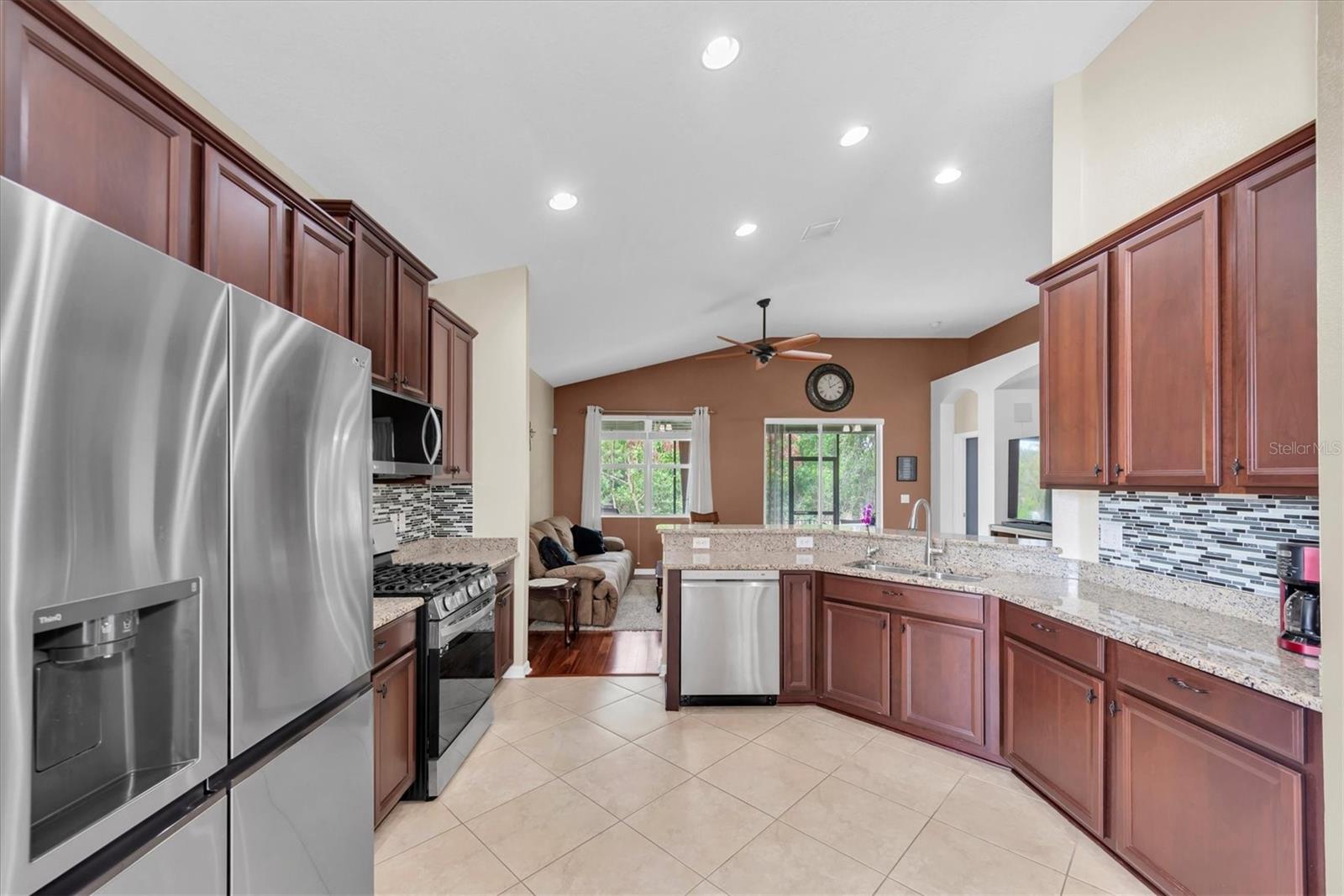 AVELAR CREEK NORTH - Residential