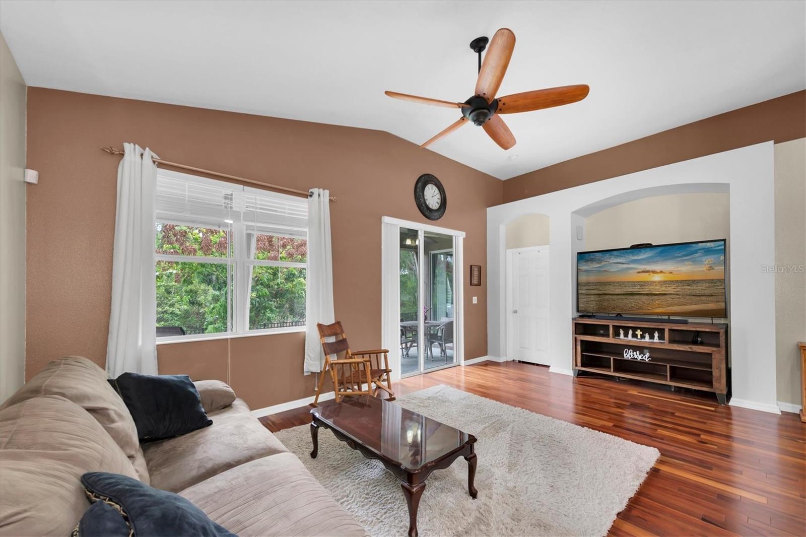 AVELAR CREEK NORTH - Residential