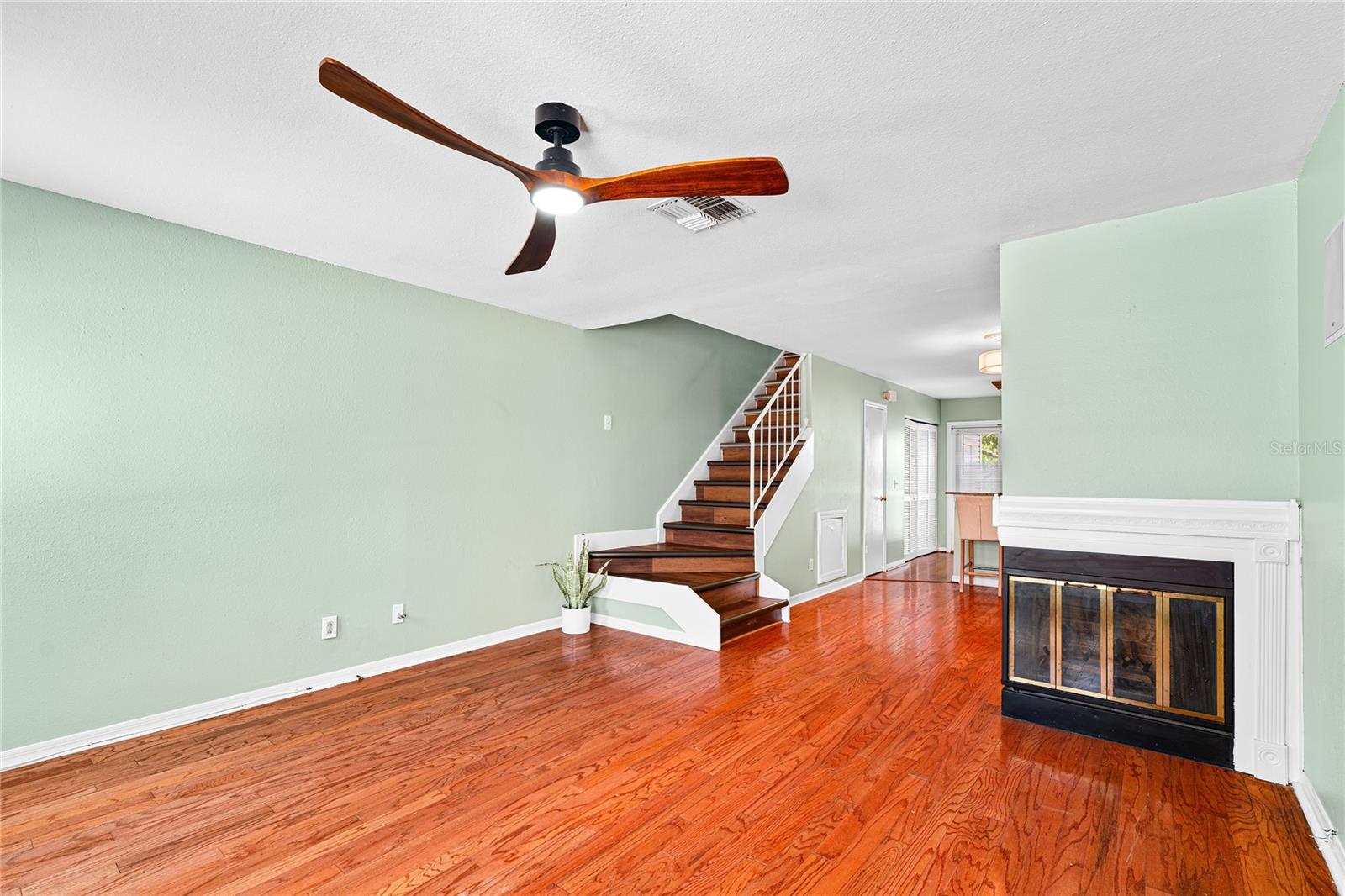 5704 BRATTON DRIVE 2