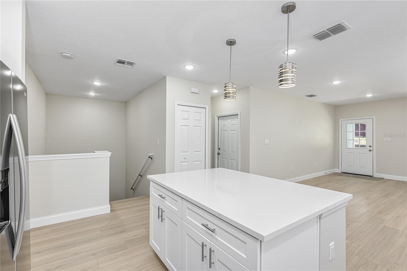 DOZIERS BLK 149 DELAND - Residential