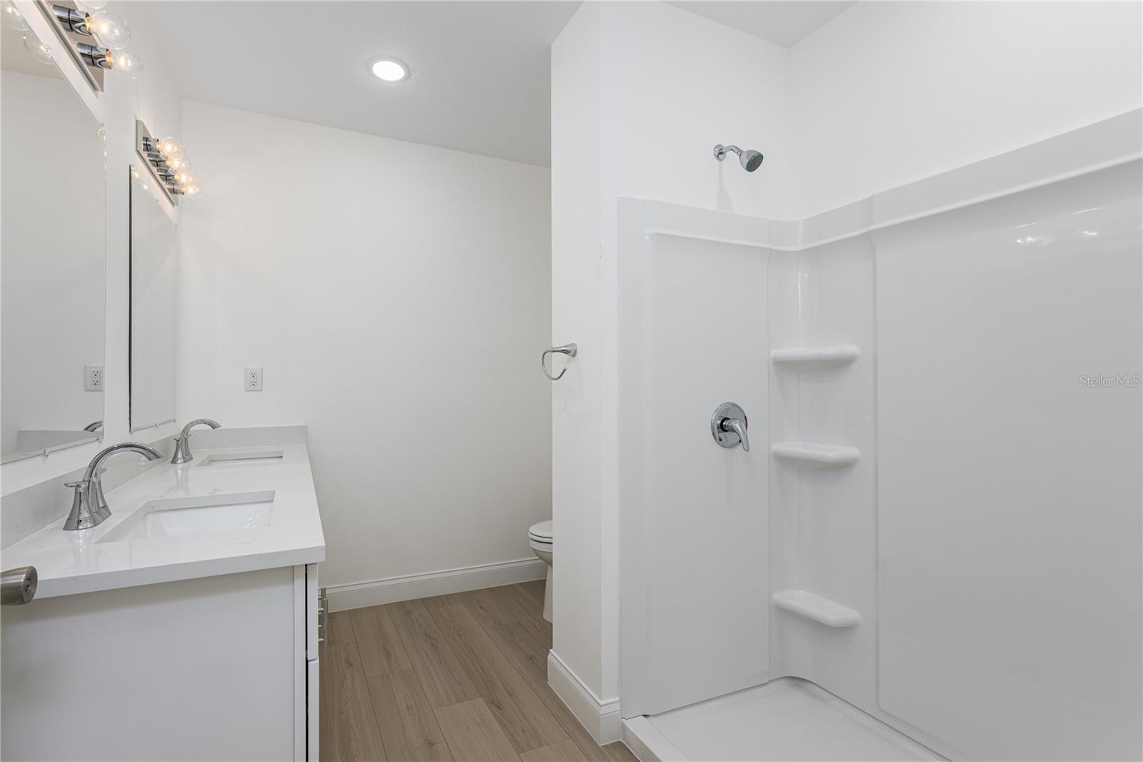 DOZIERS BLK 149 DELAND - Residential