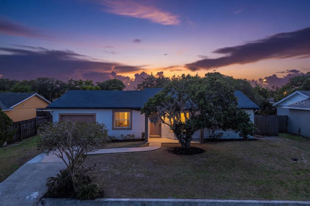 Photo of 8742 Brackenwood Drive, Orlando, FL 32829 (MLS # S5148571)