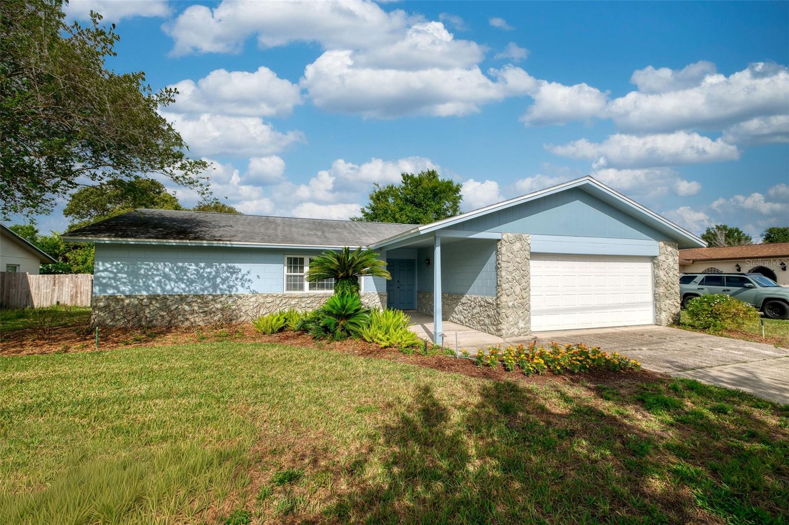 5330 TANGERINE AVENUE