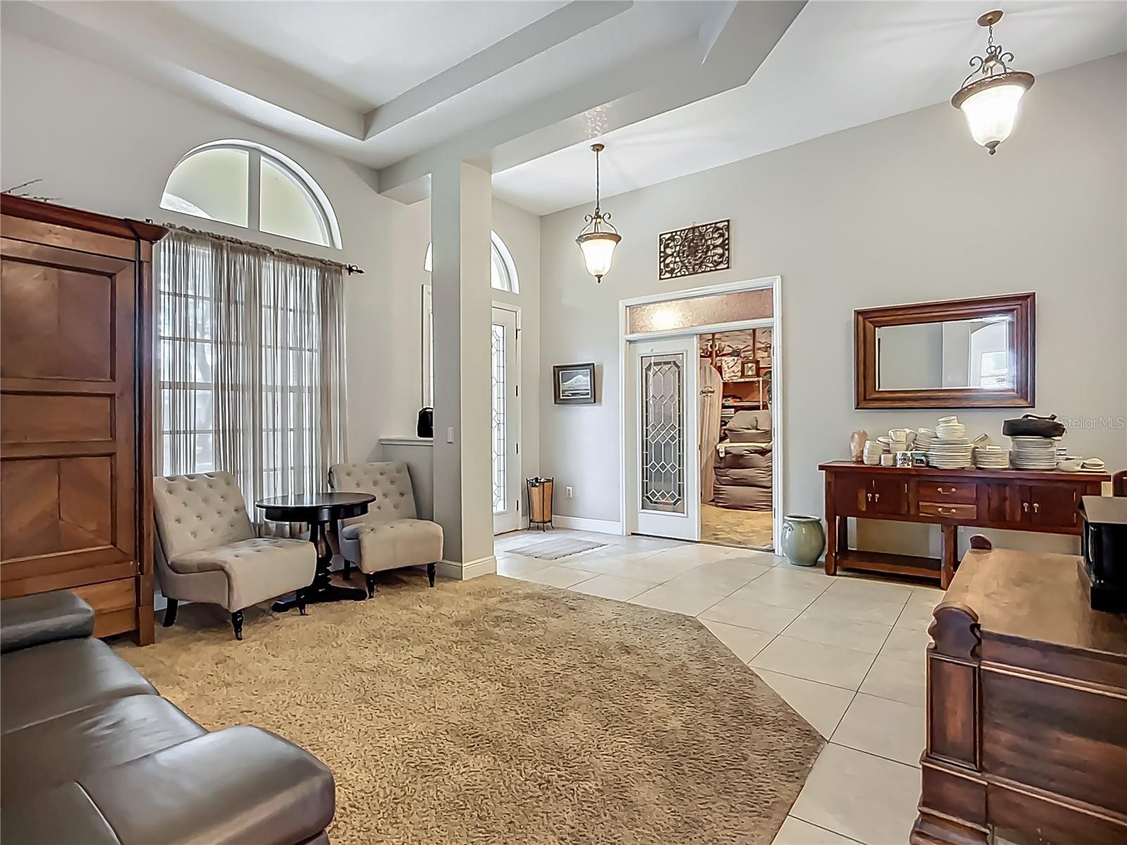 RIVER HILLS COUNTRY CLUB PARCE - Residential