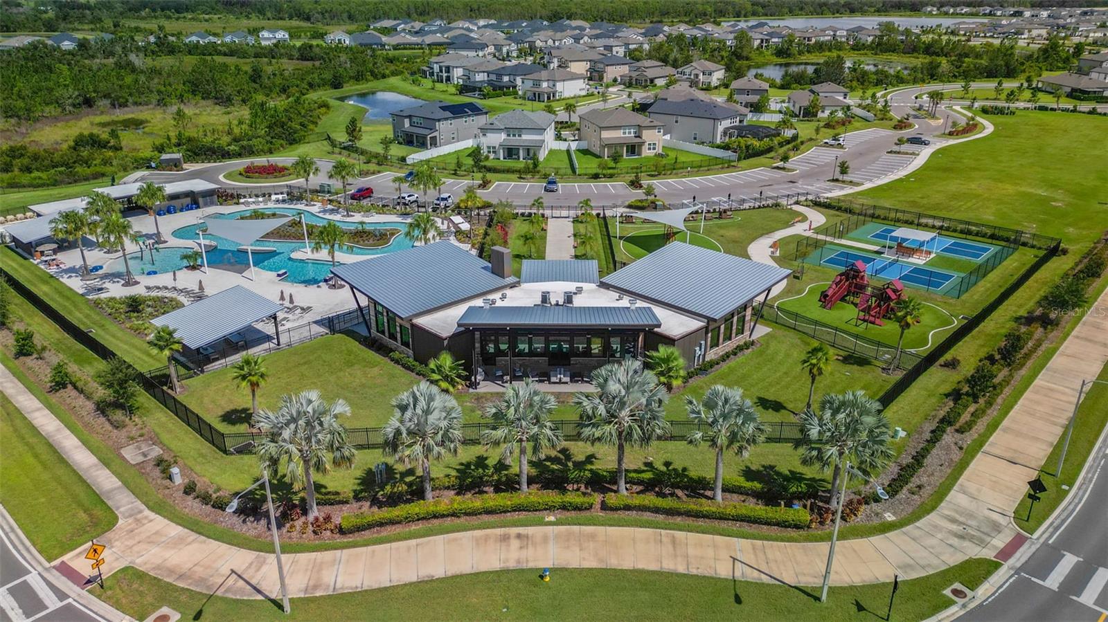 CHAPEL CROSSINGS - Residential