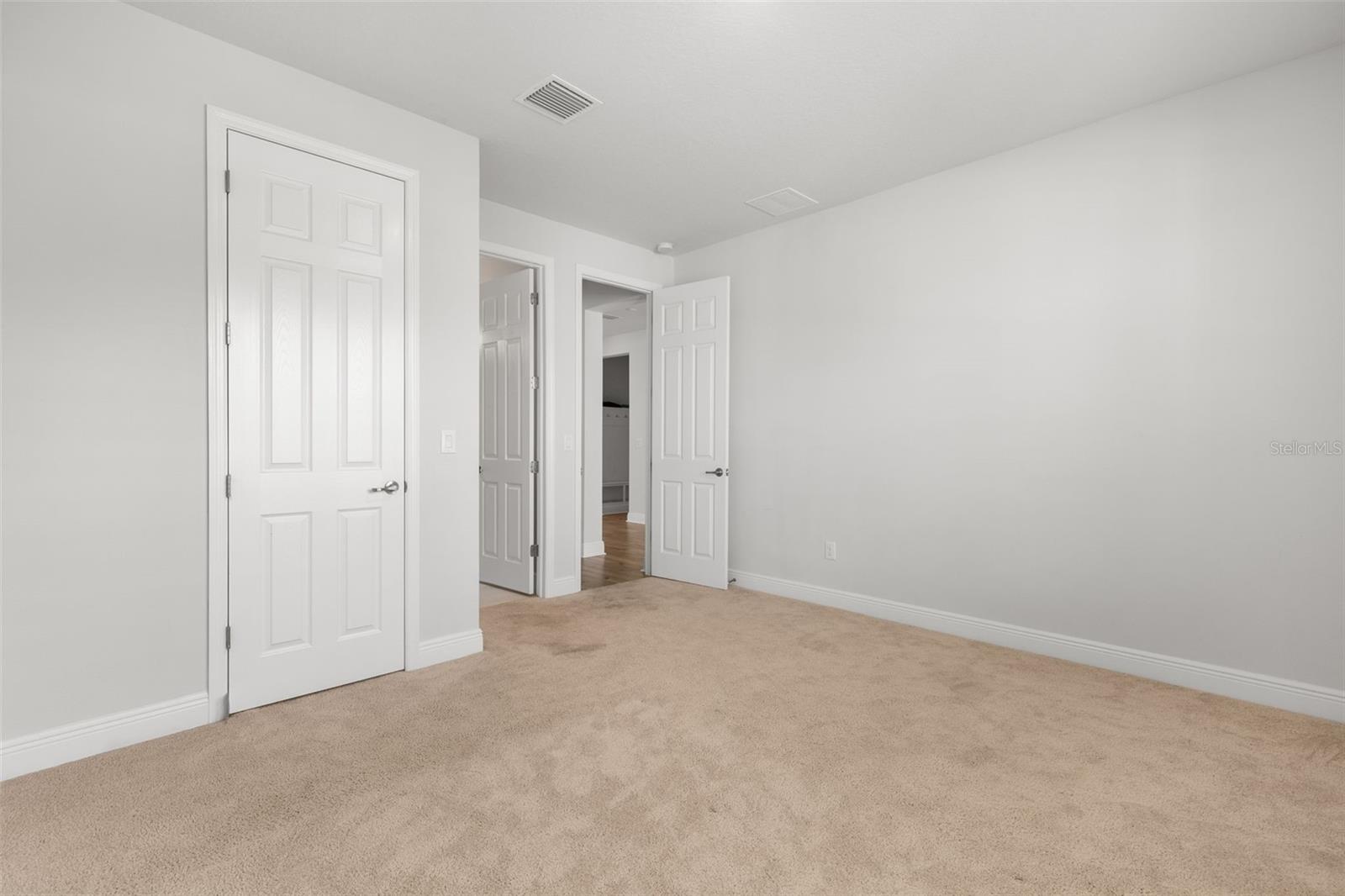 CHAPEL CROSSINGS - Residential
