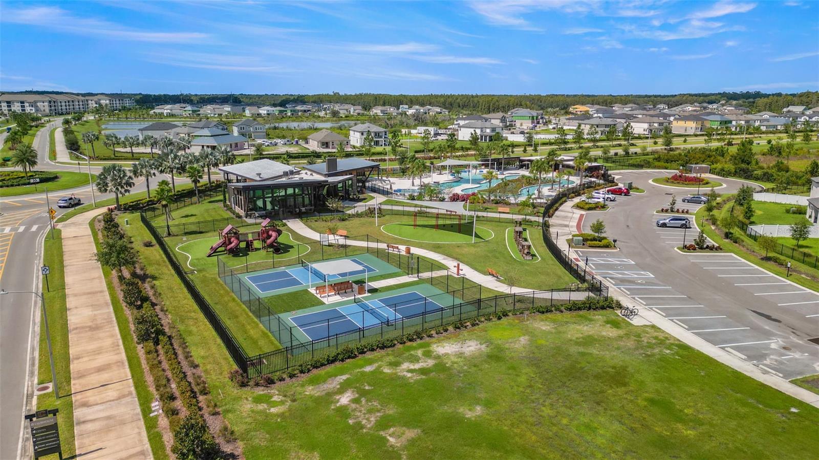 CHAPEL CROSSINGS - Residential