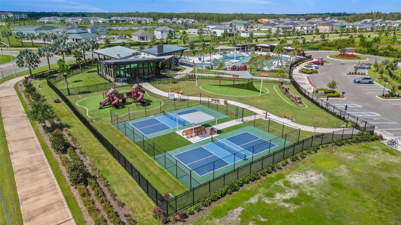 CHAPEL CROSSINGS - Residential