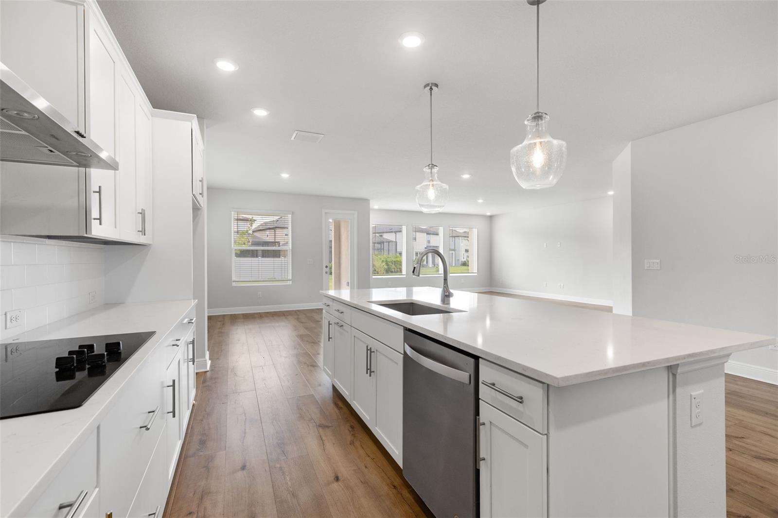 CHAPEL CROSSINGS - Residential