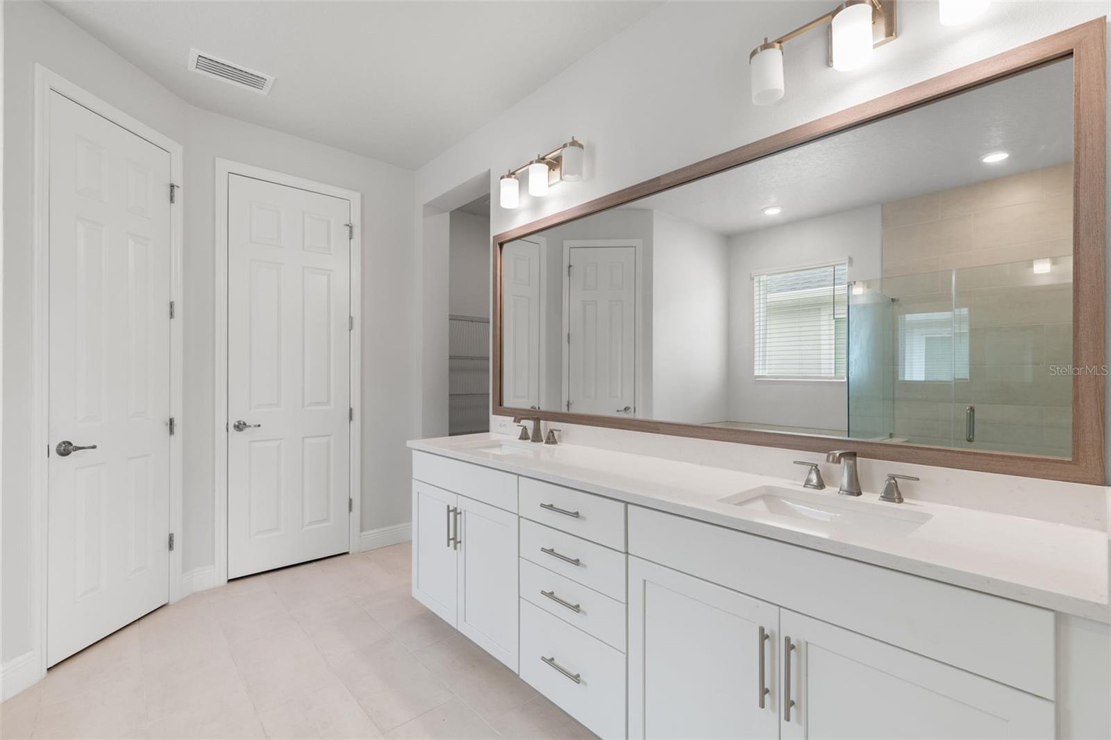 CHAPEL CROSSINGS - Residential