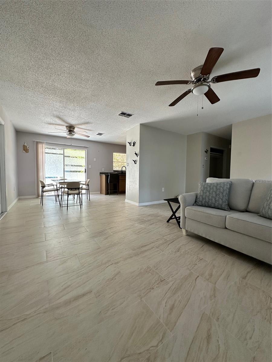 CRYSTAL PARK - Residential