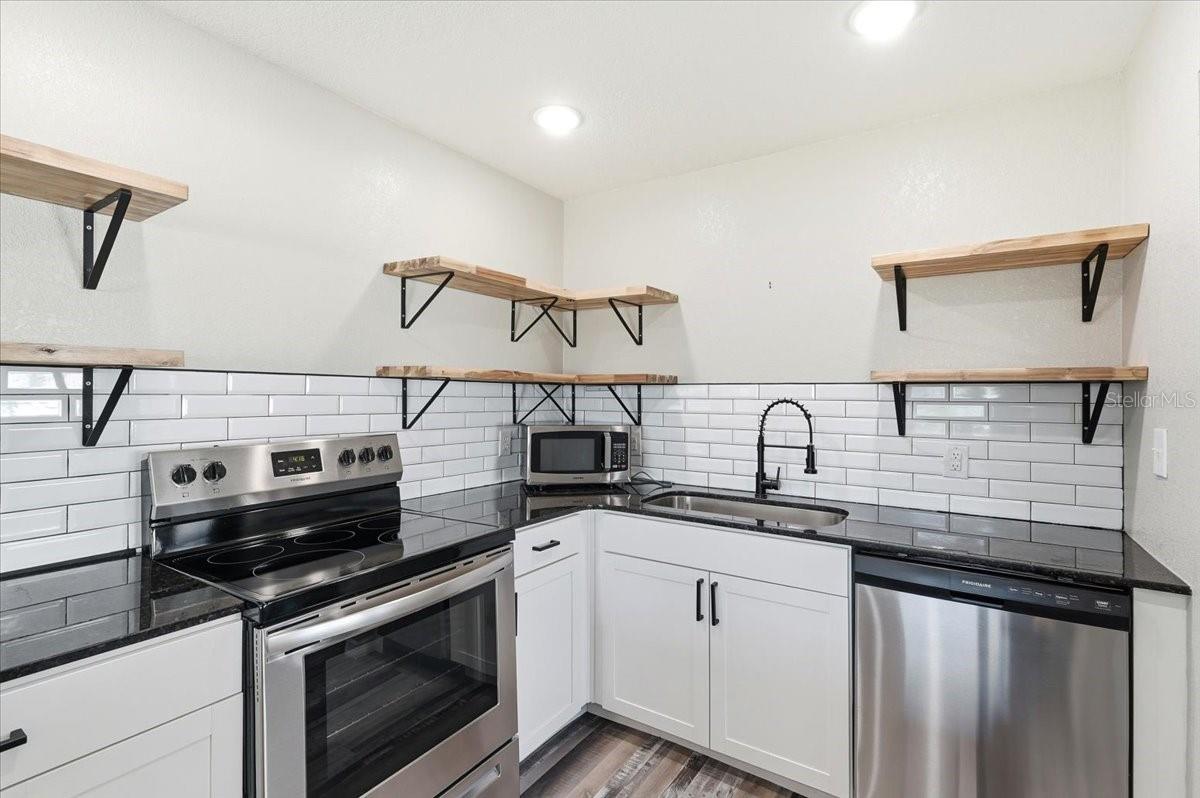 205 ANDOVER PLACE N 119