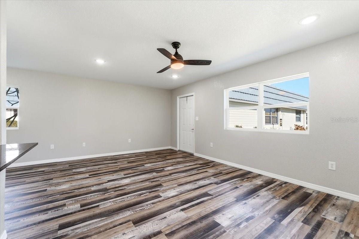 ANDOVER E CONDO - Residential