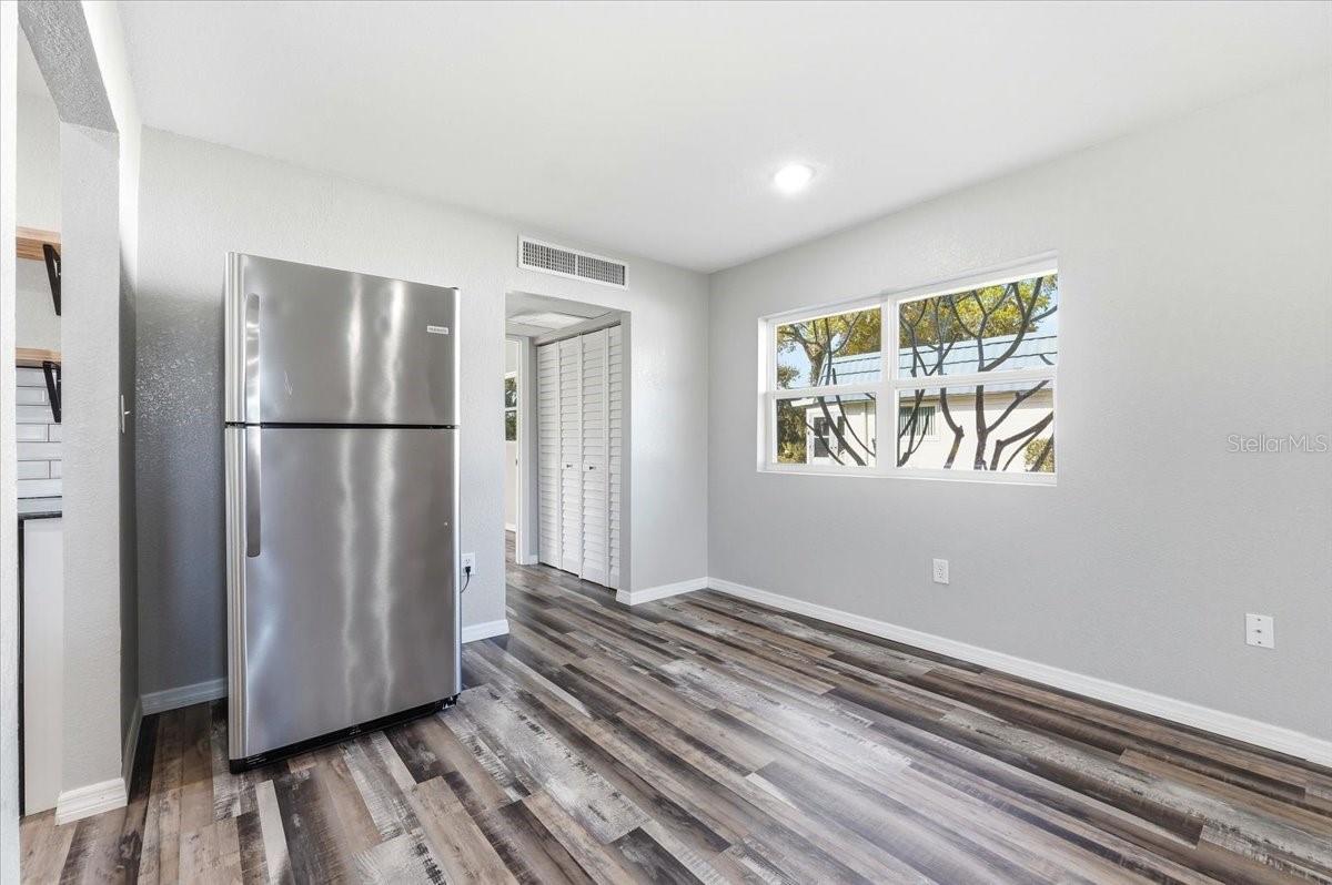 ANDOVER E CONDO - Residential