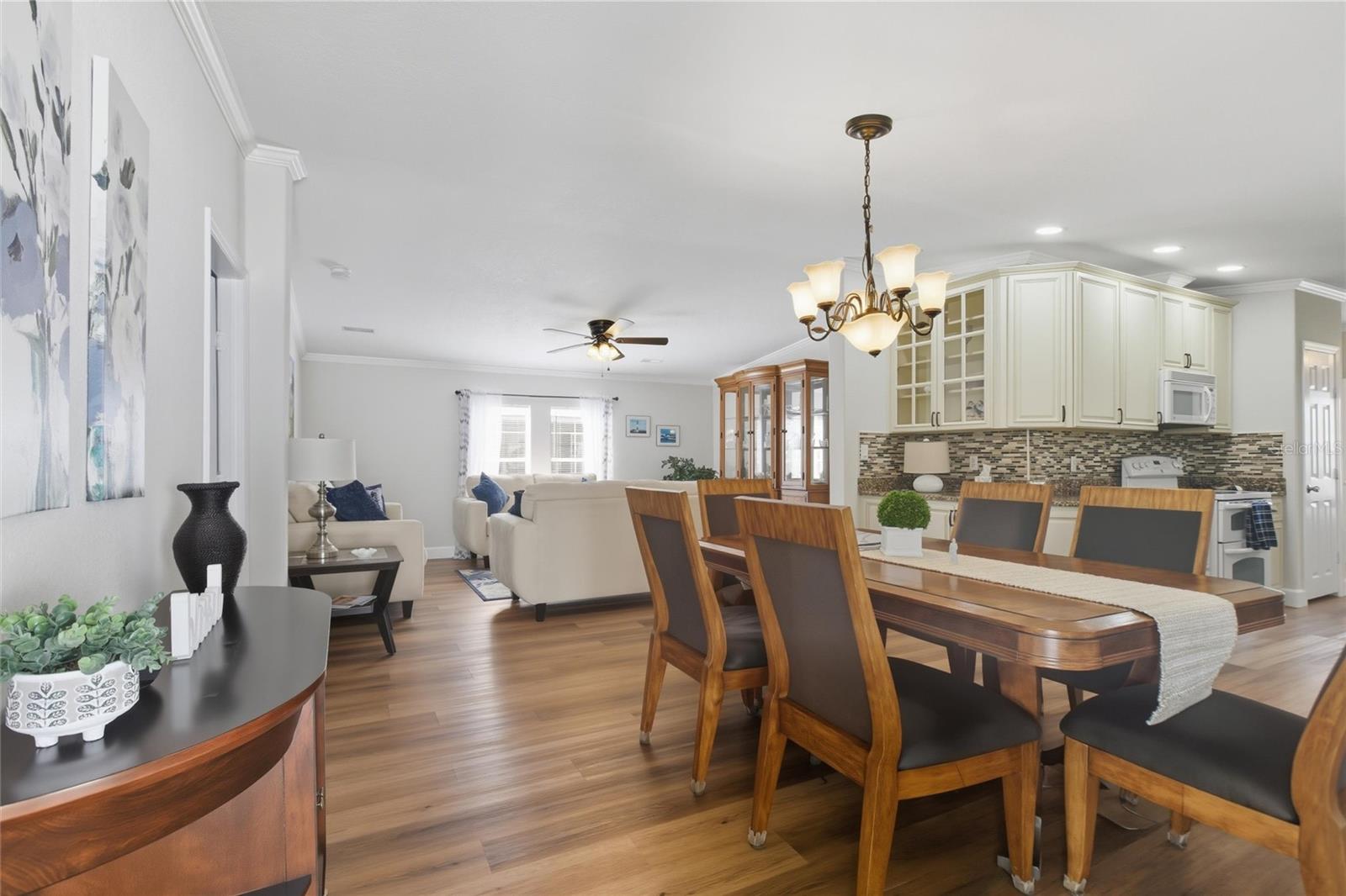 MAPLE LEAF ESTATES - Residential