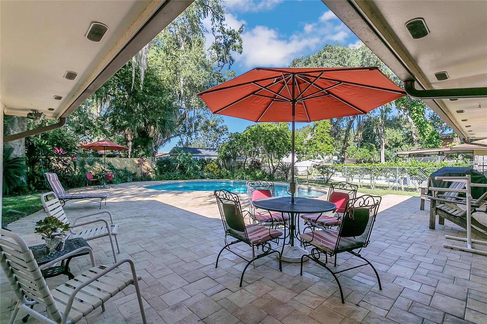 LAKE CONWAY WOODS - Residential