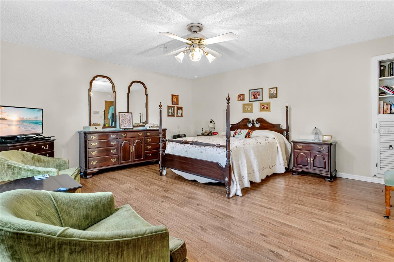 LAKE CONWAY WOODS - Residential