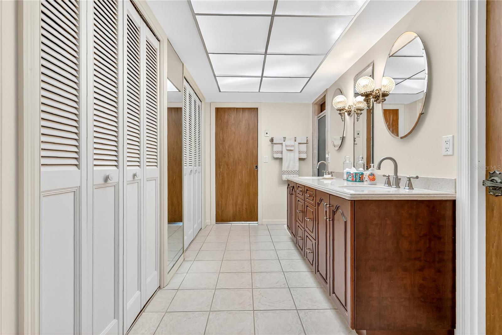 LAKE CONWAY WOODS - Residential