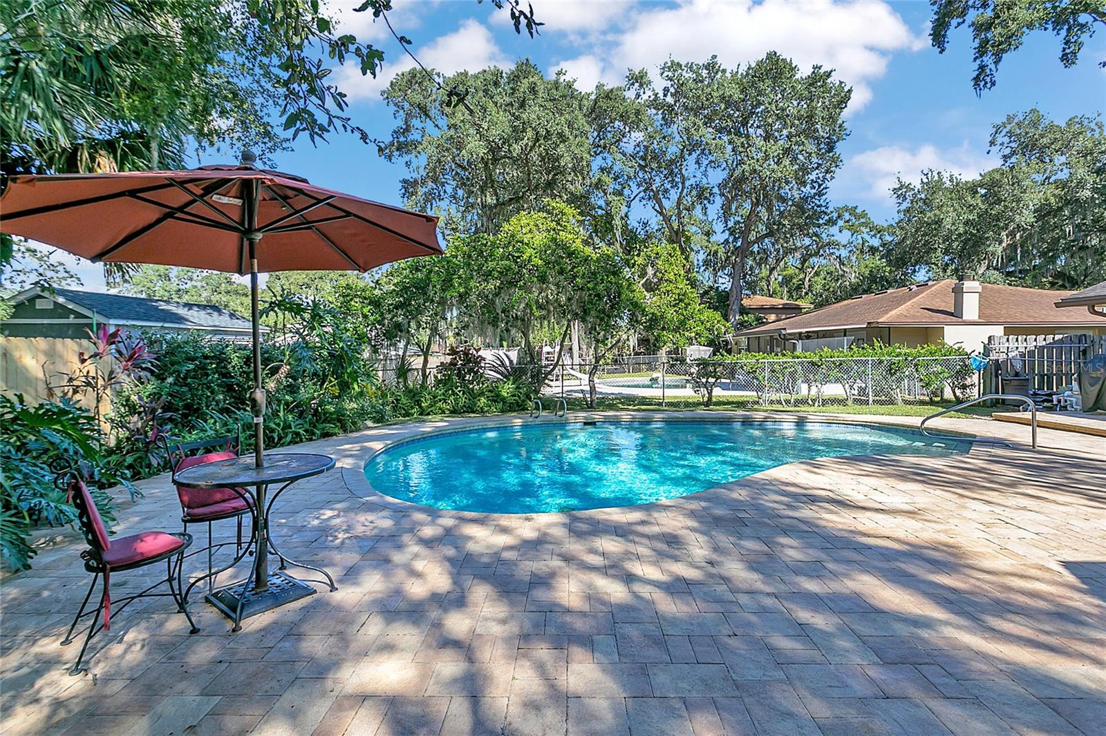 LAKE CONWAY WOODS - Residential